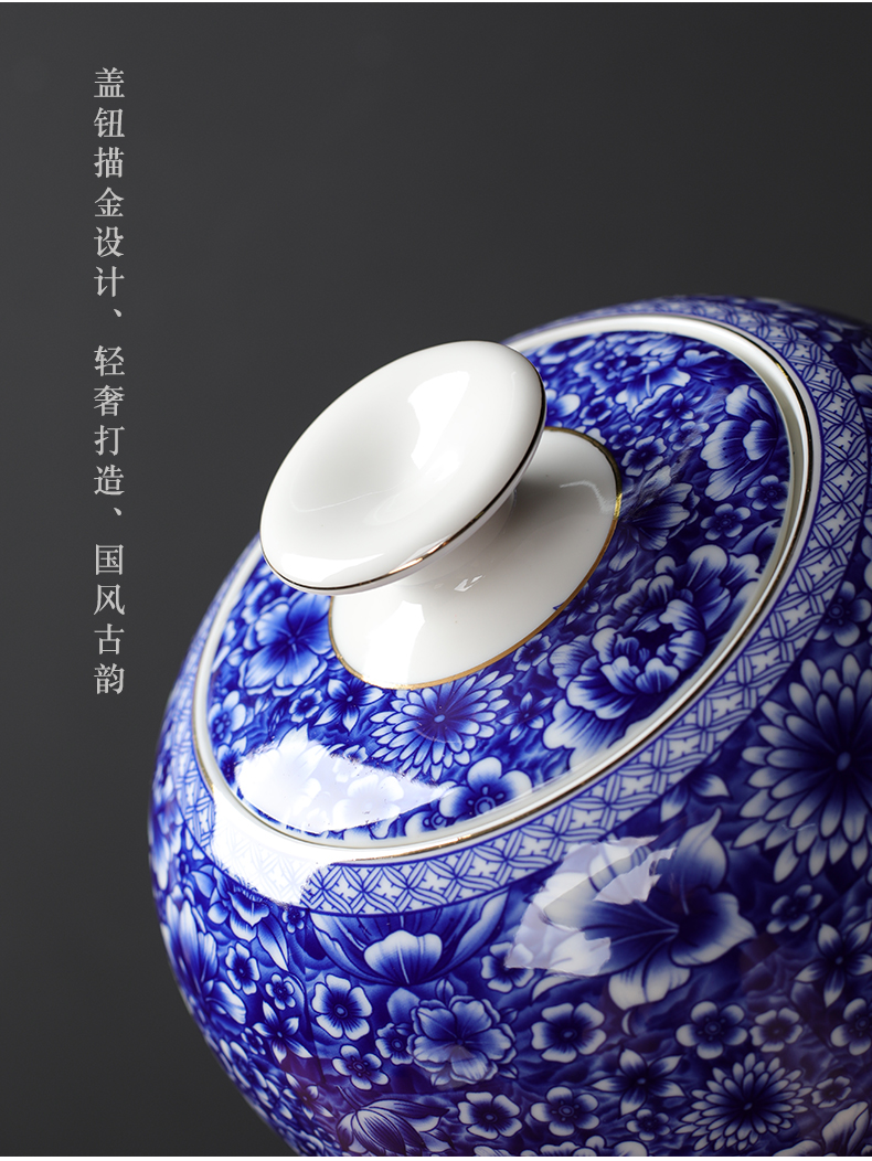 Blue and white porcelain tea pot of pu 'er tea, green tea loose tea 2 jins of large - sized ceramic seal tank storage POTS