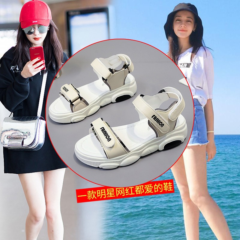 Summer new 12 Little girl Princess Little Bear sole 13 CUHK 15-year-old junior 15 school student Korean version flat-bottomed sandal