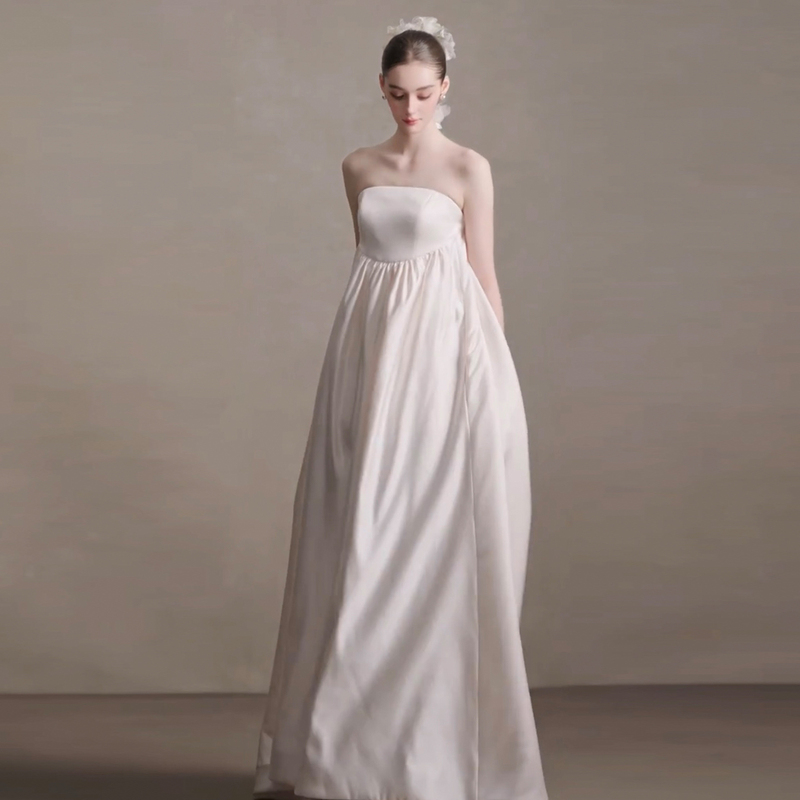 Travel Photography Light Wedding Dress, Simple Loose High-Waisted Maternity Gown for Petite Brides, High-End Satin Registration Dress