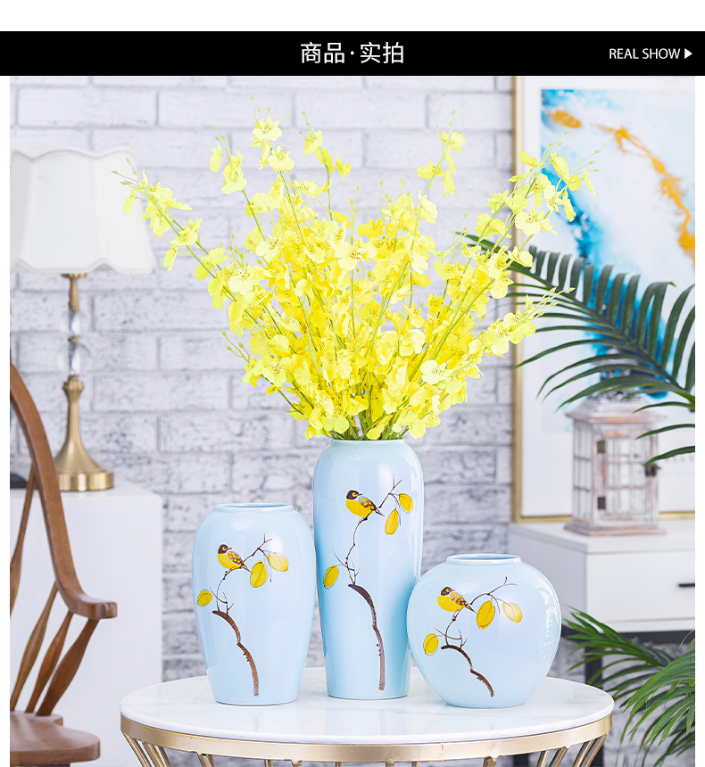 I and contracted jingdezhen ceramics vase household TV ark, porch place dry flower arranging flowers sitting room adornment