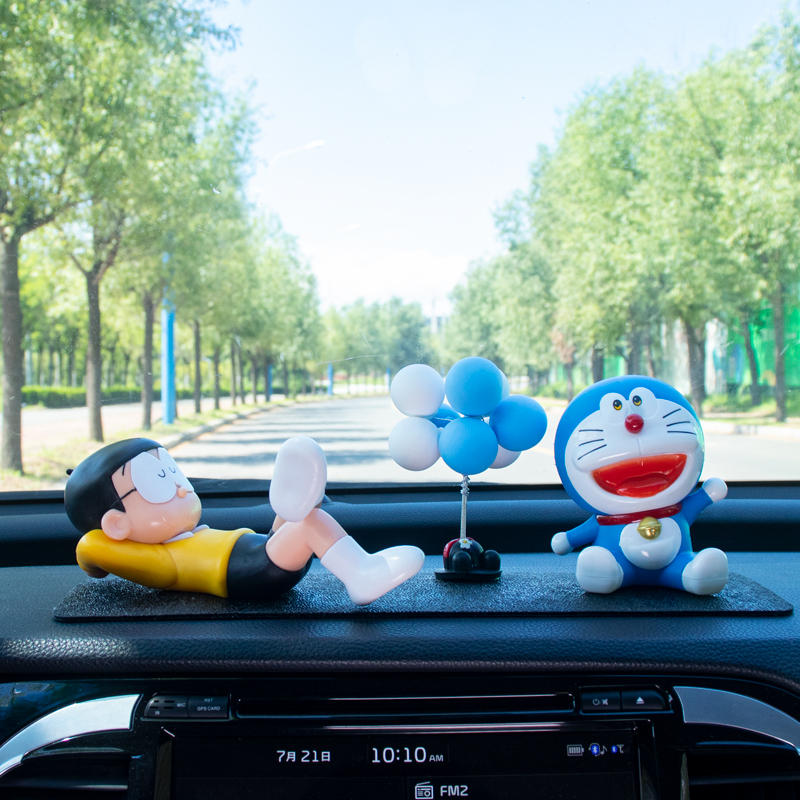 Sleeping Nobita car ornaments tide aromatherapy Doraemon car center console model high-end car interior decoration supplies