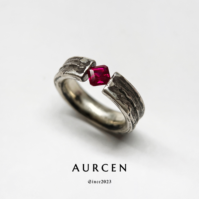 Aoson's "Wood and Fire Complement Each Other" Textured Handcrafted Ruby Ring for Men, Wood Grain S925 Sterling Silver with Vintage Finish