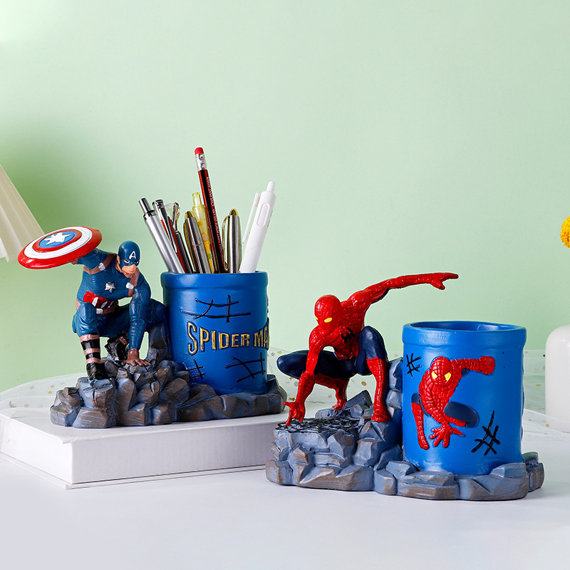 Cartoon Captain America Spider-Man Pen Holder Office Desktop Large Children's Bedroom Decoration Boy's Birthday Gift Cartoon Captain America Spider-Man Pen Holder Office Desktop Large Children's Bedroom Decoration Boy's Birthday Gift