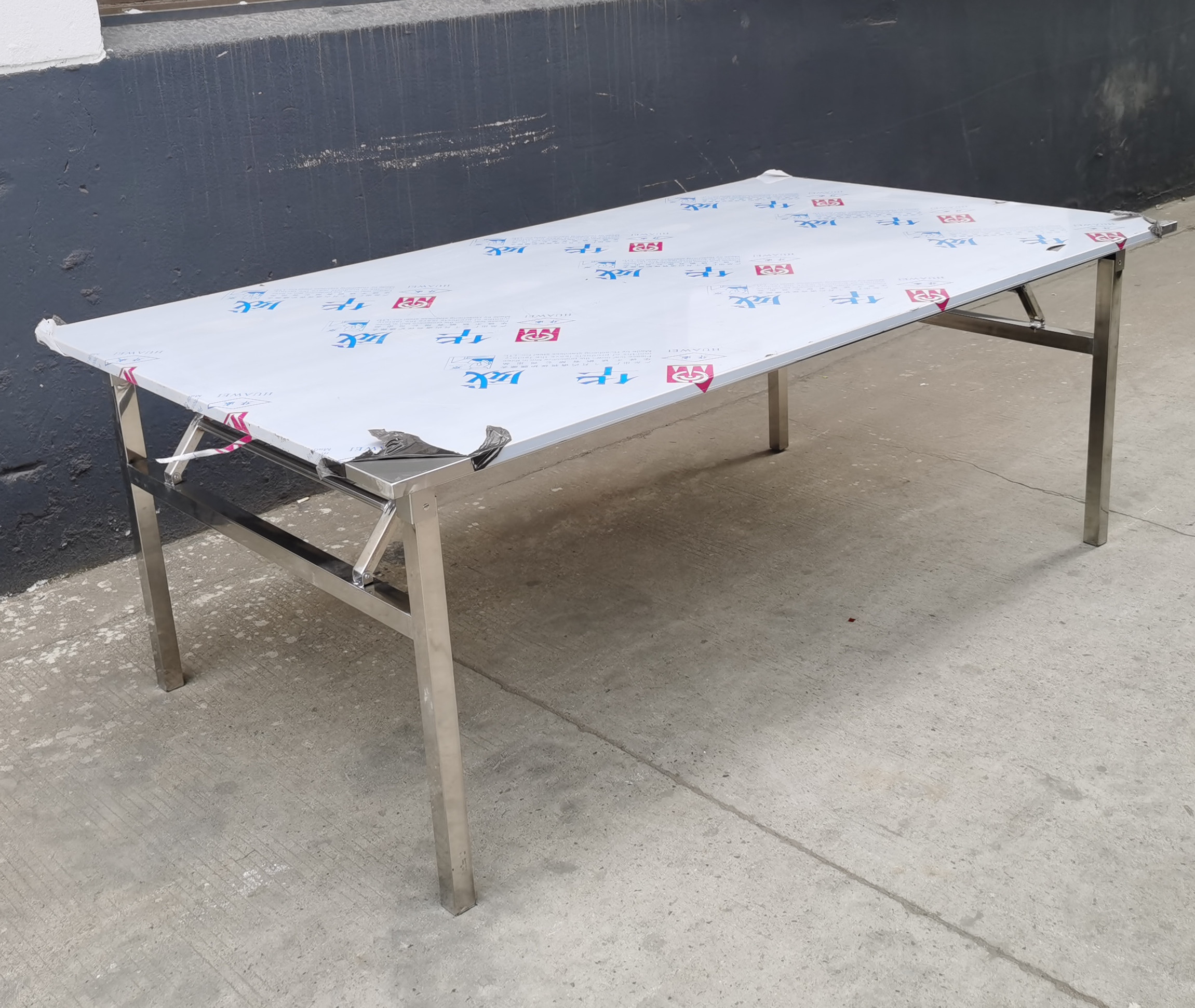Folding stainless steel table rectangular hotel kitchen work table fast table stall table factory packing operation table