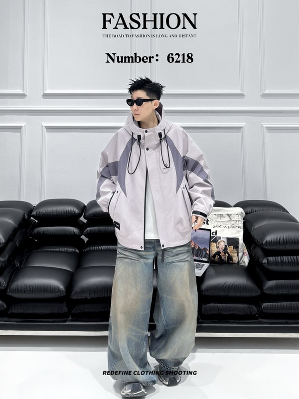 2026 Spring New Trendy Brand Patchwork Color-Block Hooded Windbreaker Jacket for Men, Loose Fit Versatile Outerwear 2026 Spring New Trendy Brand Patchwork Color-Block Hooded Windbreaker Jacket for Men, Loose Fit Versatile Outerwear