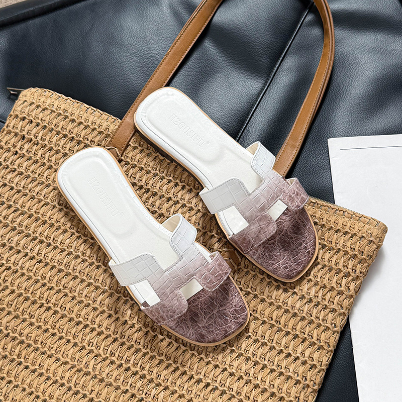 Suitable for Those Who Like Hermès X War Horse Collaboration Flat Slippers, New Women's Summer Outdoor Slip-On Sandals, Popular Travel Sandals
