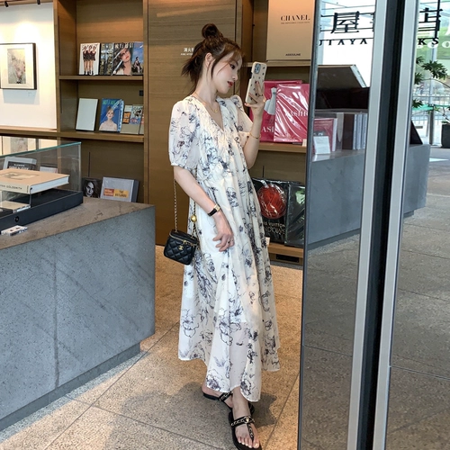 Приталенный корсет, длинная юбка, шифоновое платье, яркий броский стиль, изысканный стиль, цветочный принт, в западном стиле