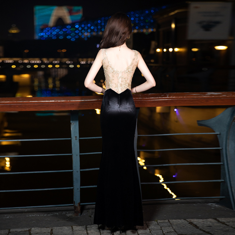 Evening dress, sexy fitted brace, 2023 collection, slim fit Evening dress, sexy fitted brace, 2023 collection, slim fit