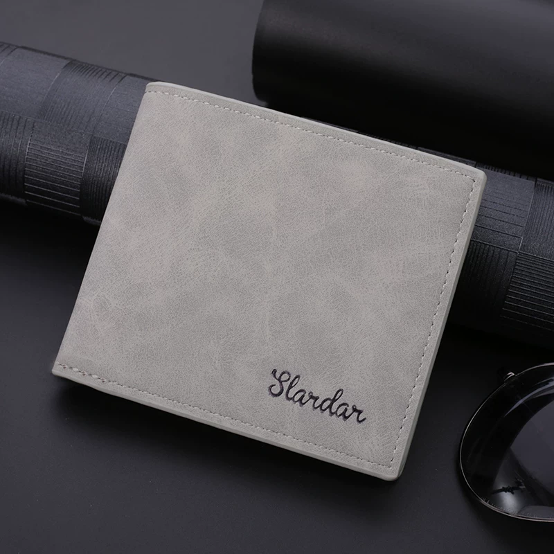 Short thin retro wallet