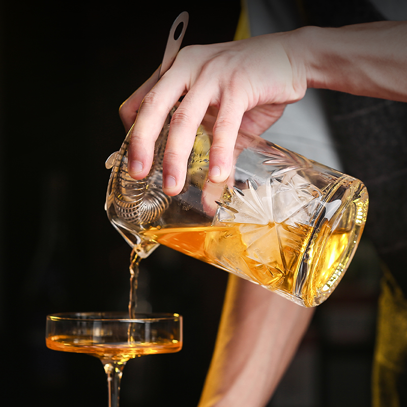 Day-Style Cocktails mixer lead-free glass-wine stirring cup Wine Blending with wine-mixing glass Mixing glass