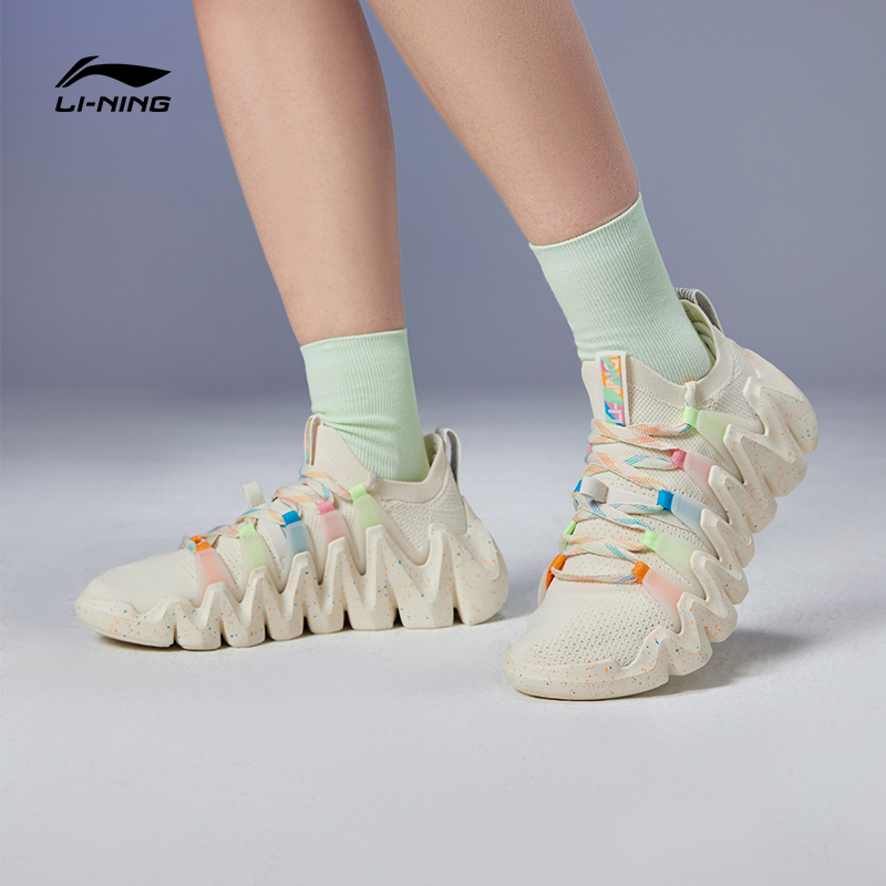 China Li Ning sneakers women's shoes 2022 new Phantom Lady Shoes Mesh surface one-piece Low-help sneakers