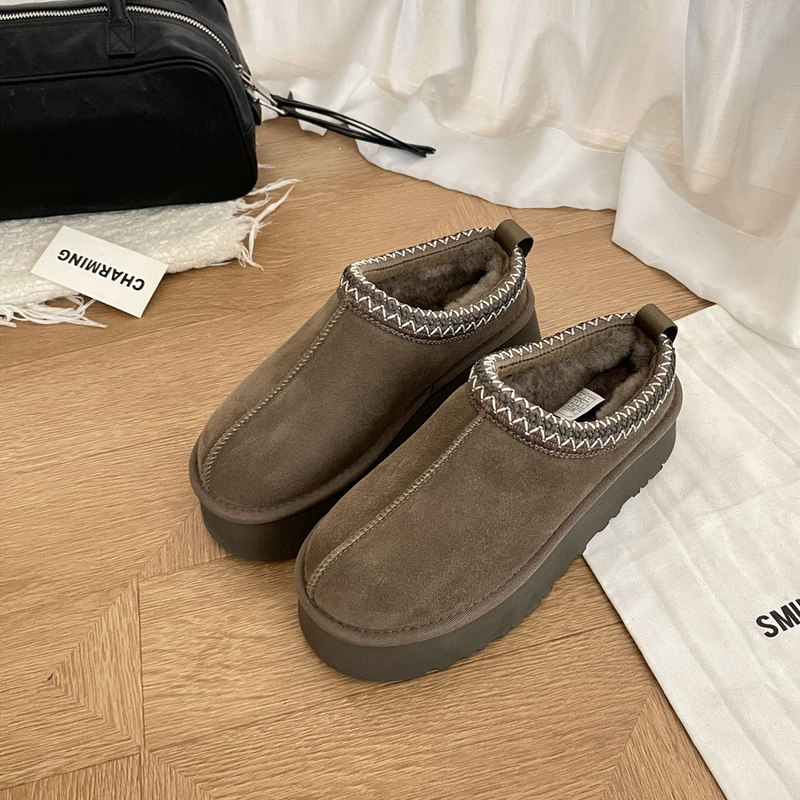 Sangpo Thick-Soled Snow Boots for Women, Integrated Leather and Fur, Winter Men's Shoes, Short Boots, Ethnic Style Wool Women's Boots, Slippers Sangpo Thick-Soled Snow Boots for Women, Integrated Leather and Fur, Winter Men's Shoes, Short Boots, Ethnic Style Wool Women's Boots, Slippers
