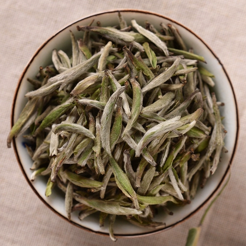 Аутентичный фюдинг дажа чайный чайный весенний чай Гаашан Парт из белой серебряной столицы 150G