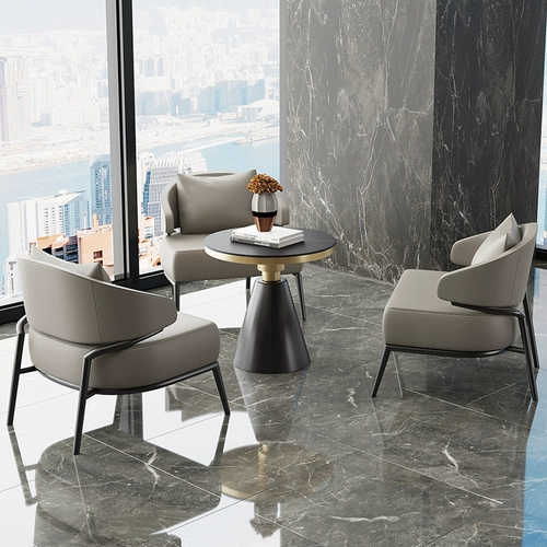 Стол стола стола и стул в салоне салона красоты отель отель отель