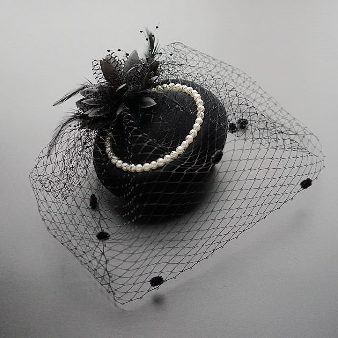 Small hat headwear annual meeting performance of the Republic of China retro mesh hat dress accessories ladies cheongsam catwalk feather hair accessories