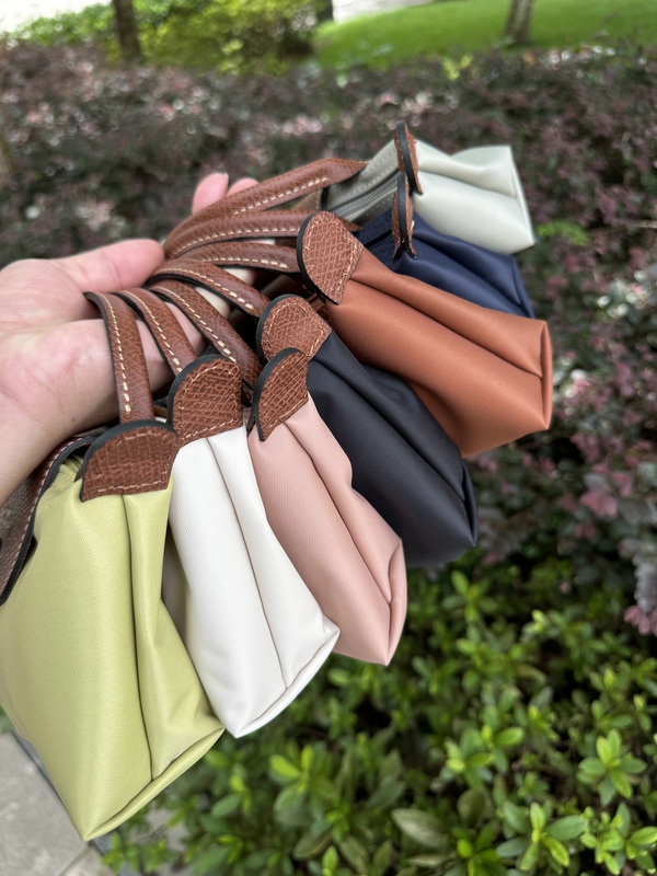 Good-Looking and Durable Single-Handle Small Bag/Purse/Clutch, Available in Multiple Colors