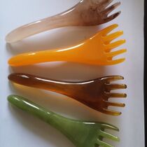 Five Jaws Head Massager Octaws Fish Massage Scalp Promotes Blood Circulation Meridians Meridians Dredging Head Therapy Grip Deity