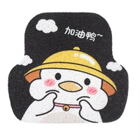 Желтая шляпа, заправка утка дерьмовые ноги (задний ряд)