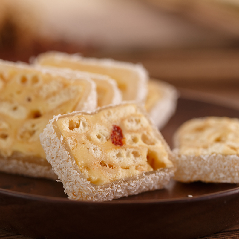 Old Chauve net red snacks Medlar Coincidentally Cheese Curly Milk Vats Chaoshan Specialty Snack Pastry Office Coconut Silk Nougat