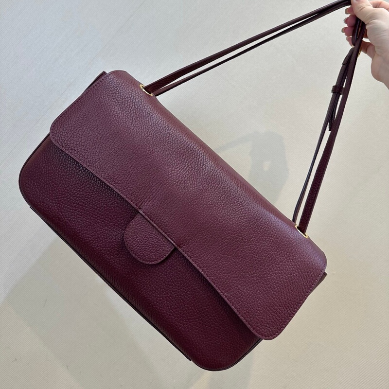 20/26S New Model G-Dragon Same Style Oversized Airport Bag Jenny Leather Baguette Bag Maxi Tote Bag for Women 20/26S New Model G-Dragon Same Style Oversized Airport Bag Jenny Leather Baguette Bag Maxi Tote Bag for Women