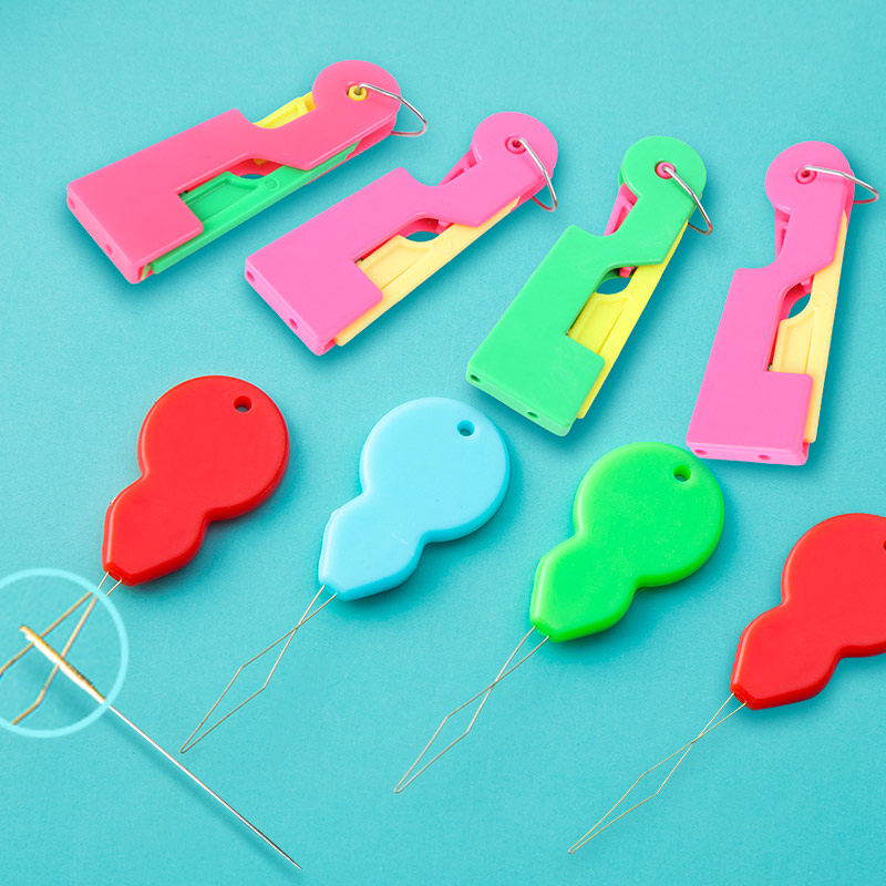 Home Cross embroidered Needle God Quick Hand Automatic Threader Hand-stitched Needle Lead Wire Instrumental Sewing Accessories