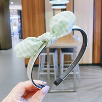 Зеленая и белая сеть кроличьи ухо