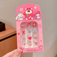 Клубника с бантиком