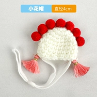 Маленькая цветочная шляпа