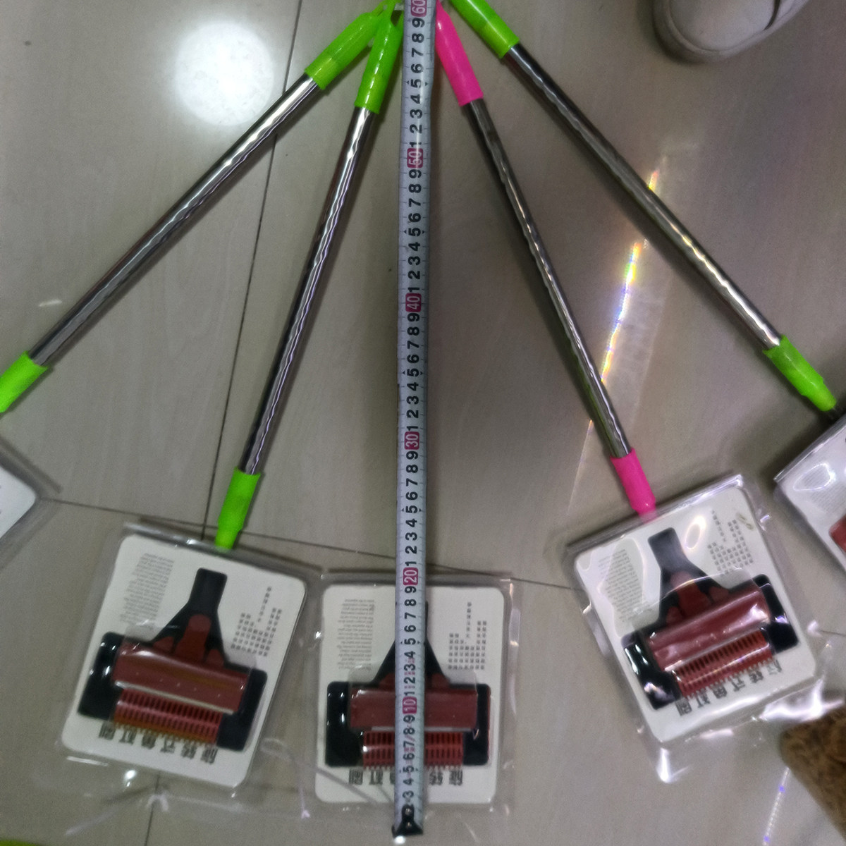 Cleaning artifact fish tank algae scraping knife cleaning artifact long handle inner wall algae removal knife strong magnetic force brush glass