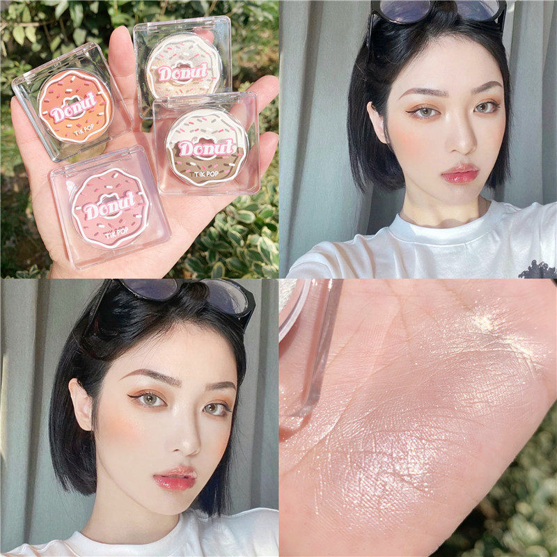 There are stars on your face so beautiful that suffocating donuts two-color blush High-gloss repair Natural nude makeup brighten