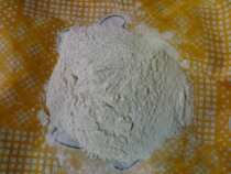 Making of binder suspending agent adsorbent decolorizing agent plasticizing catalyst purifier disinfectant calcium-based bentonite