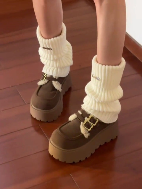 Trendy Knitted Leg Warmers for Women, Thickened for Winter, White Sock Covers to Pair with Snow Boots, Slouch Socks for Autumn and Winter, Calf Socks