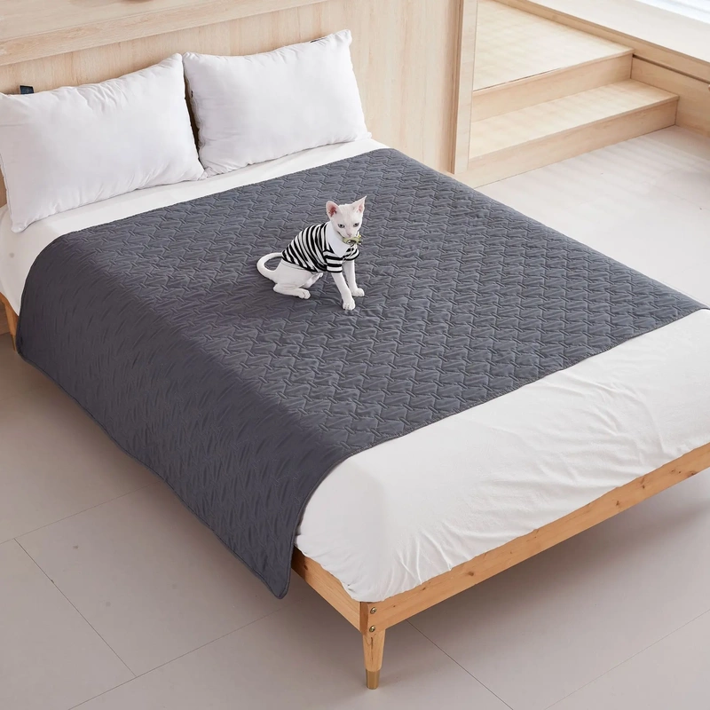 Amazon Waterproof Anti-Slip Pet Mattress Pet Blanket Direct Selling Furniture Mattress Sofa Waterproof Protective Mat Fabric