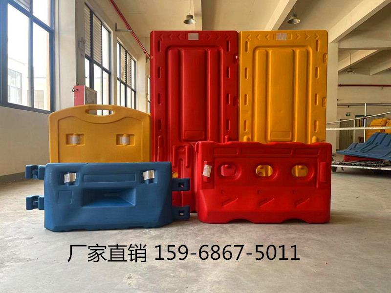 Guizhou manufacturer direct sales new material water injection three holes water horse 1 8 m municipal walled block round rolling plastic anti-collision barrel-Taobao