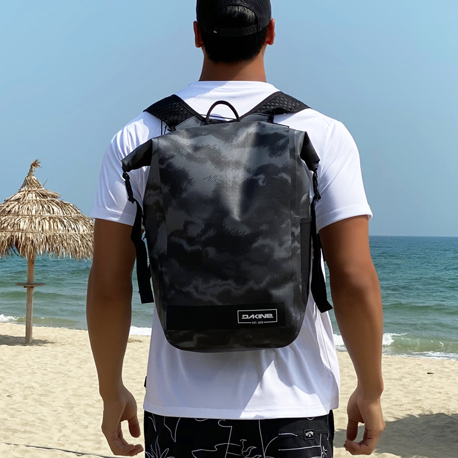 DAKINE Waterproof Double Shoulder Backpack Korea Direct Selling Tourism Seaside 32L Leisure Shoulder Pack AB1503DDK