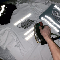 2020 autumn new Korean mens clothing printing reflective long-sleeved cartoon pattern loose version of long T-shirt wild trendy men