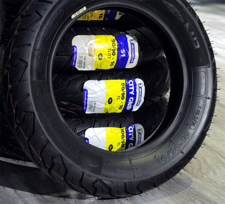 Michelin S1 CITY lốp 90/100 / 80-10-12 xe máy tay ga xe điện bê tông trượt M1 - Lốp xe máy lốp xe máy bám đường