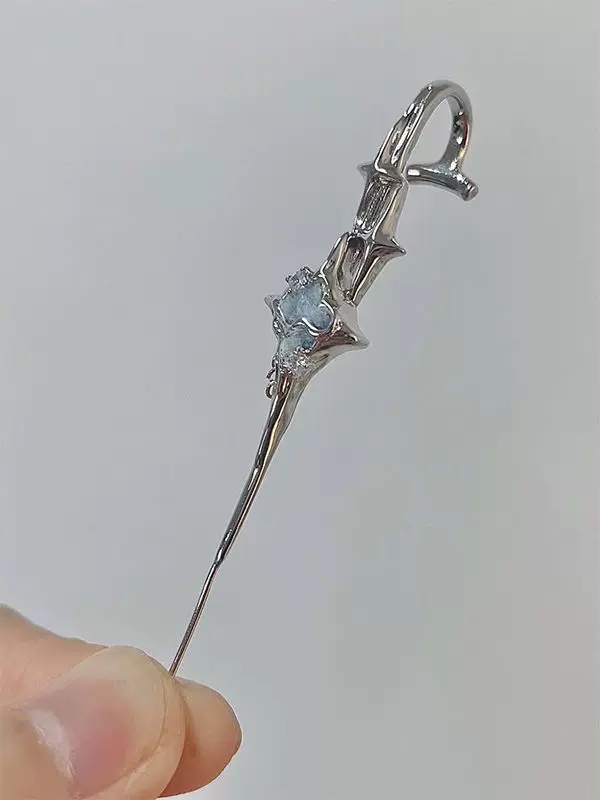 Genuine piercing, small design earrings, ear clips