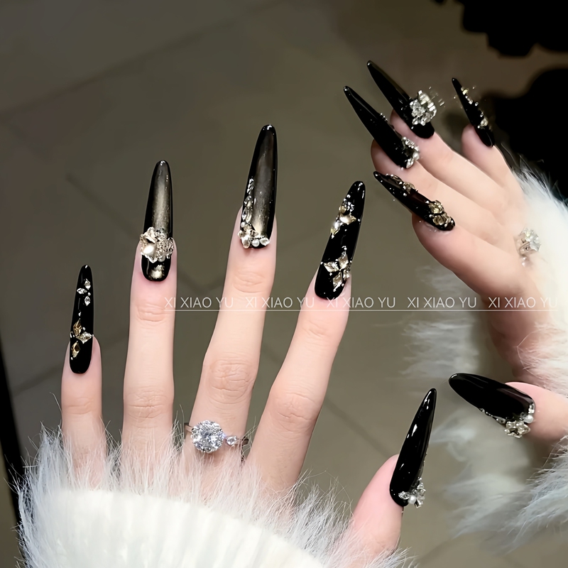 【Gilded Evening】Luxurious and Dazzling Black and Gold Cat-Eye Nails with a Noble Aura, Fully Encrusted with Diamonds, Handmade Wearable Nails