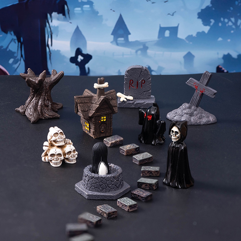 Healing-Themed Halloween Small Ornaments: Skull, Mummy, Resurrection, Female Ghost Festival, Horror Resin Desktop Creative Decoration