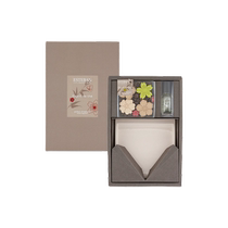 Direct mail from Japan Japanese Xiangtang esteban creative aromatherapy gift box set home romantic imported purification candle