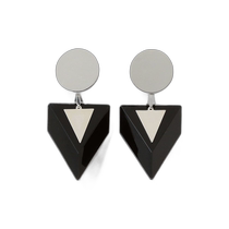 Japanese direct mail Ray BEAMS womens triangular acrylic earrings simple and fashionable womens earrings 6144