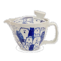 Direct mail from Japan Direct mail from Japan Hasami ware hand-painted ceramic Suoshan kiln emergency pot animal pattern teapot with filter