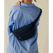 Japan direct mail COLLAGE GALLARDAGALANTE womens lightweight WET line body bag converted to waist