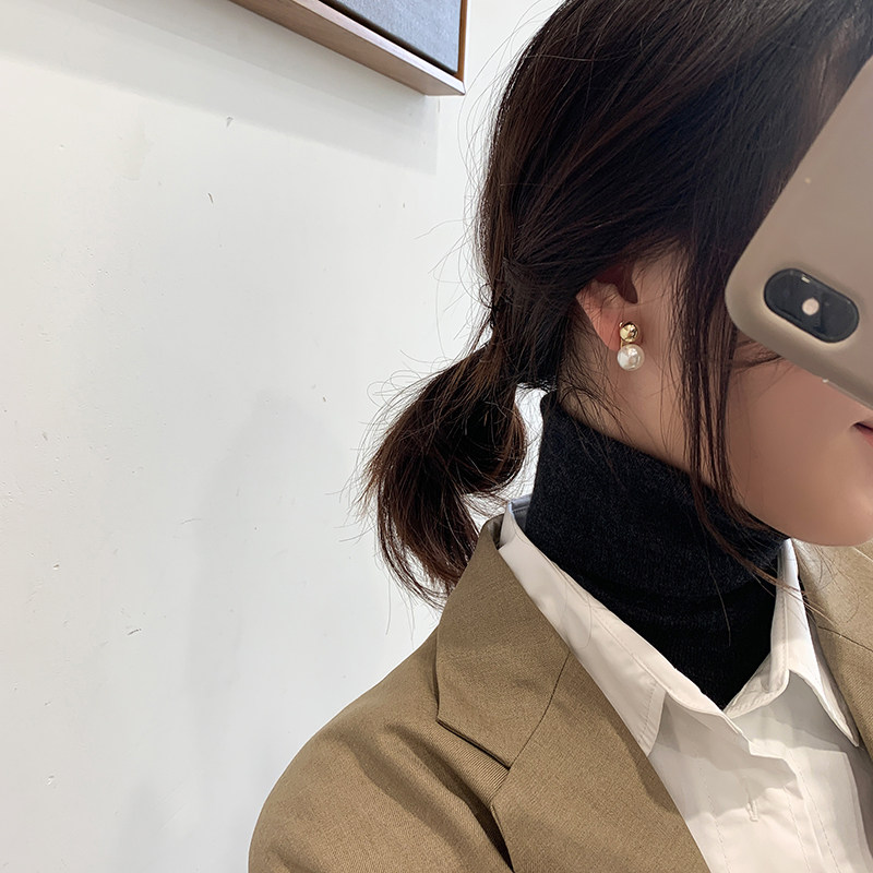 French pearl earrings advanced ear needle retro harbor wind earrings 2021 new niche ear clip without ear hole female