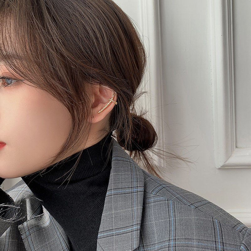 Temperament Super Fairy Side Earbone Earrings 2021 New Tide Style Earbone Clip Woman Lukewarm Wind Ear Clip Earrings