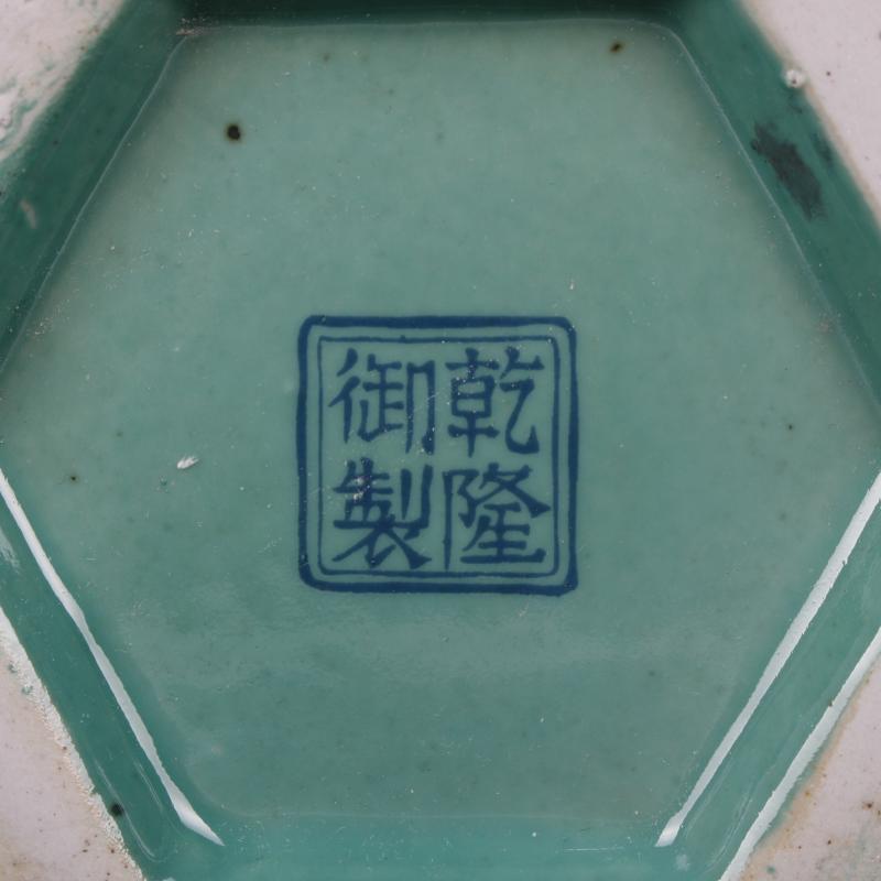 Jingdezhen imitation the qing qianlong designs of colored enamel vase archaize play Chinese zodiac antique decoration handicraft furnishing articles