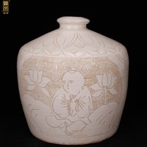 Jingdezhen imitation Song Cizhou kiln carved children lotus pattern lantern jar antique antique old porcelain ornaments
