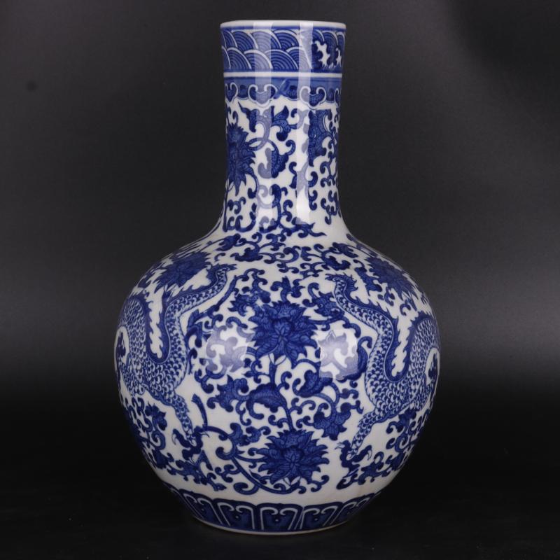 The Qing qianlong in blue and white dragon tree decal antique porcelain household of Chinese style furnishing articles old goods collection process