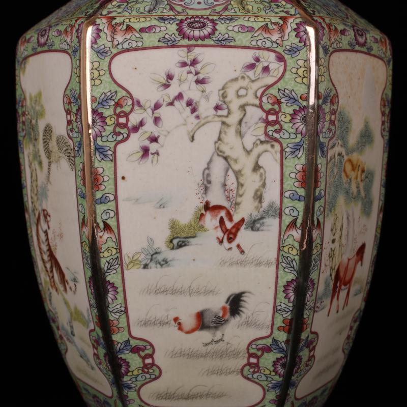Jingdezhen imitation the qing qianlong designs of colored enamel vase archaize play Chinese zodiac antique decoration handicraft furnishing articles